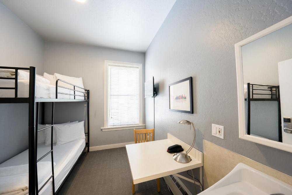 Economy Double or Twin Room interior